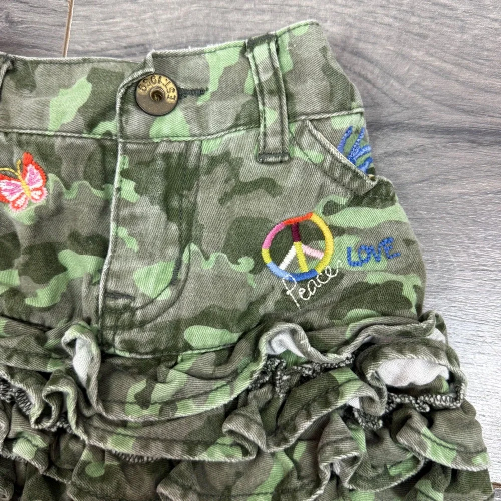 The Children's Place Baby Girls Y2K Camo Ruffle Skort Peace Love Butterfly 6-9 M